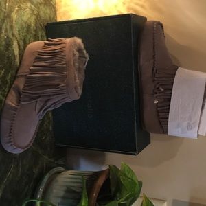 EMU Australia capote fringe boots
